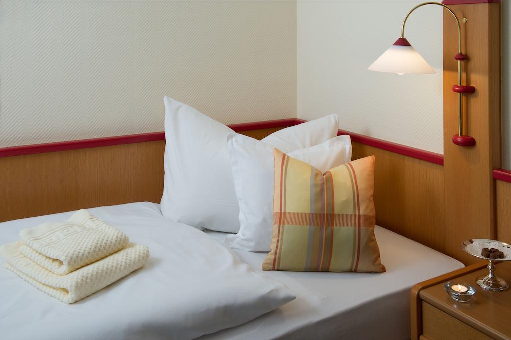 Hotel Riedenburg Bad Füssing Szoba fotó